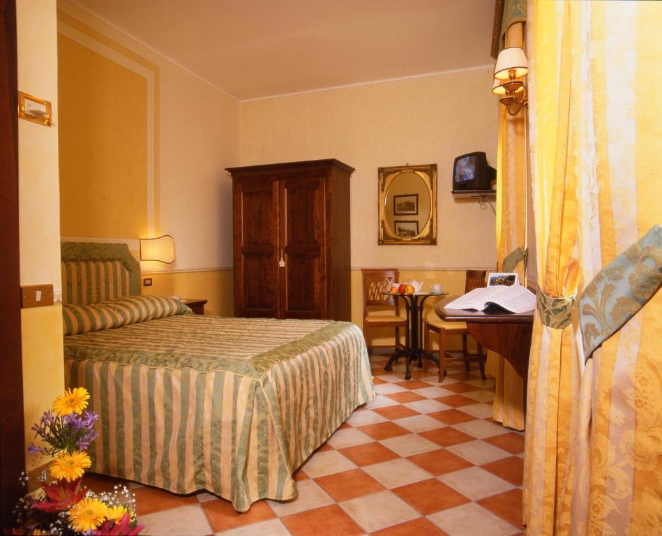 La Contrada Dei Monti Hotel Orta San Giulio Exterior photo